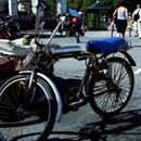 (2001-05) Kuba 03007 - Havanna - Motor-Fahrrad in Eigenbau