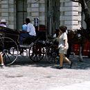 (2001-05) Kuba 04012 - Havanna - Kutsche auf dem Platz vor der Handelskammer