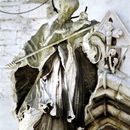 (2001-07) Lissabon 0512 - Noch unrestaurierte Statue des Johannes Nepomuk