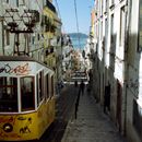 (2001-07) Lissabon 1025 - Elevador da Bica kurz vor der Bergstation