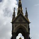 (2005-05) London 1031 Albert Memorial