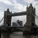(2005-05) London 4014 Tower Bridge