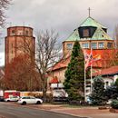 (2016-12) Halle 050 - Wasserturm Süd und Dreieinigkeitskirche