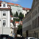(2018-09) Prag HK SA 526 - Über die Schloßtreppe zum Kleinseitener Ring