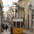 (2023-03) Lissabon 1391 - Am Ascensor da Bica - Talfahrt