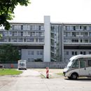 (2024-05-25) - 3981 - Potsdam - Am Luftschiffhafen; ehemalige Sparkassenakademie und nun Seminarhotel