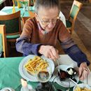 (2025-03-29) - 050 - leckere Pommes im Café Grießbach